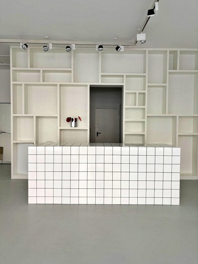 Großzügiger Showroom für Fashion, Beauty und Lifestyle-Marken in München