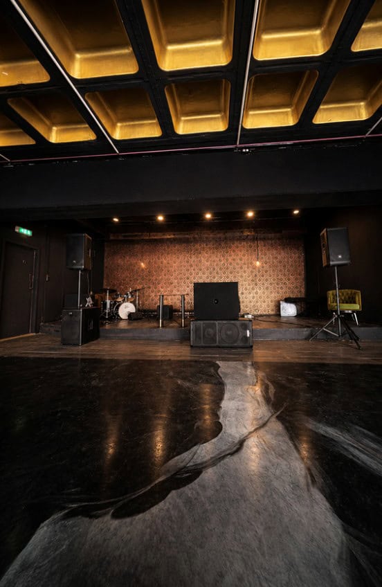 CLUB 4